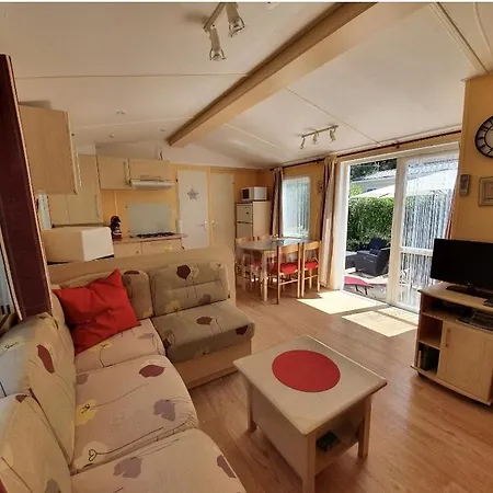 Camping Mobilhome Proche Mer, Spacieux